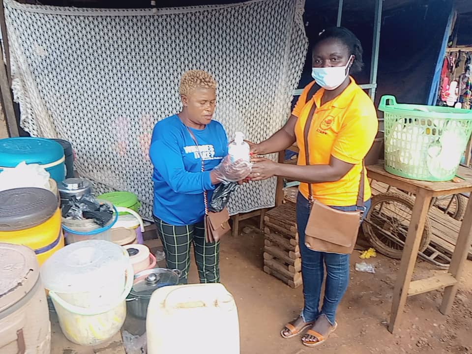 6557C427-B3A7-4922-8E01-661D81D176C1